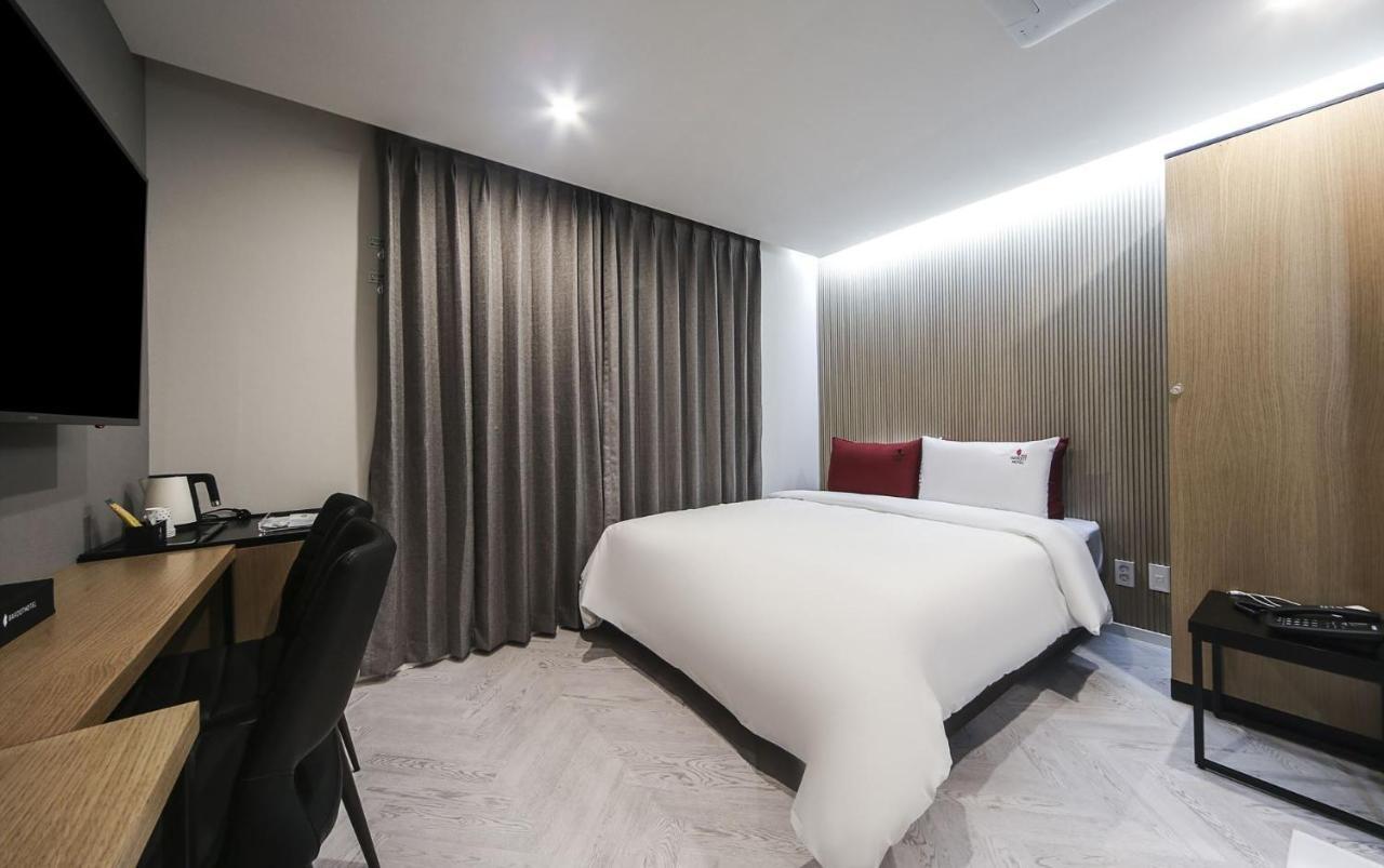 Maron Hotel Nampo Пусан Екстериор снимка