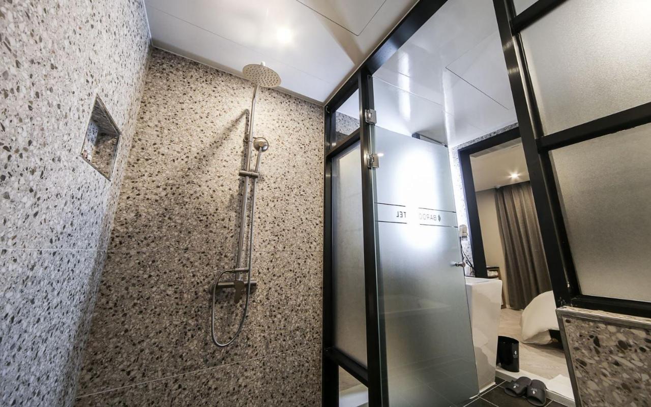 Maron Hotel Nampo Пусан Екстериор снимка