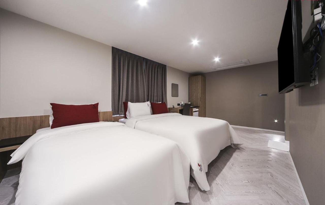 Maron Hotel Nampo Пусан Екстериор снимка