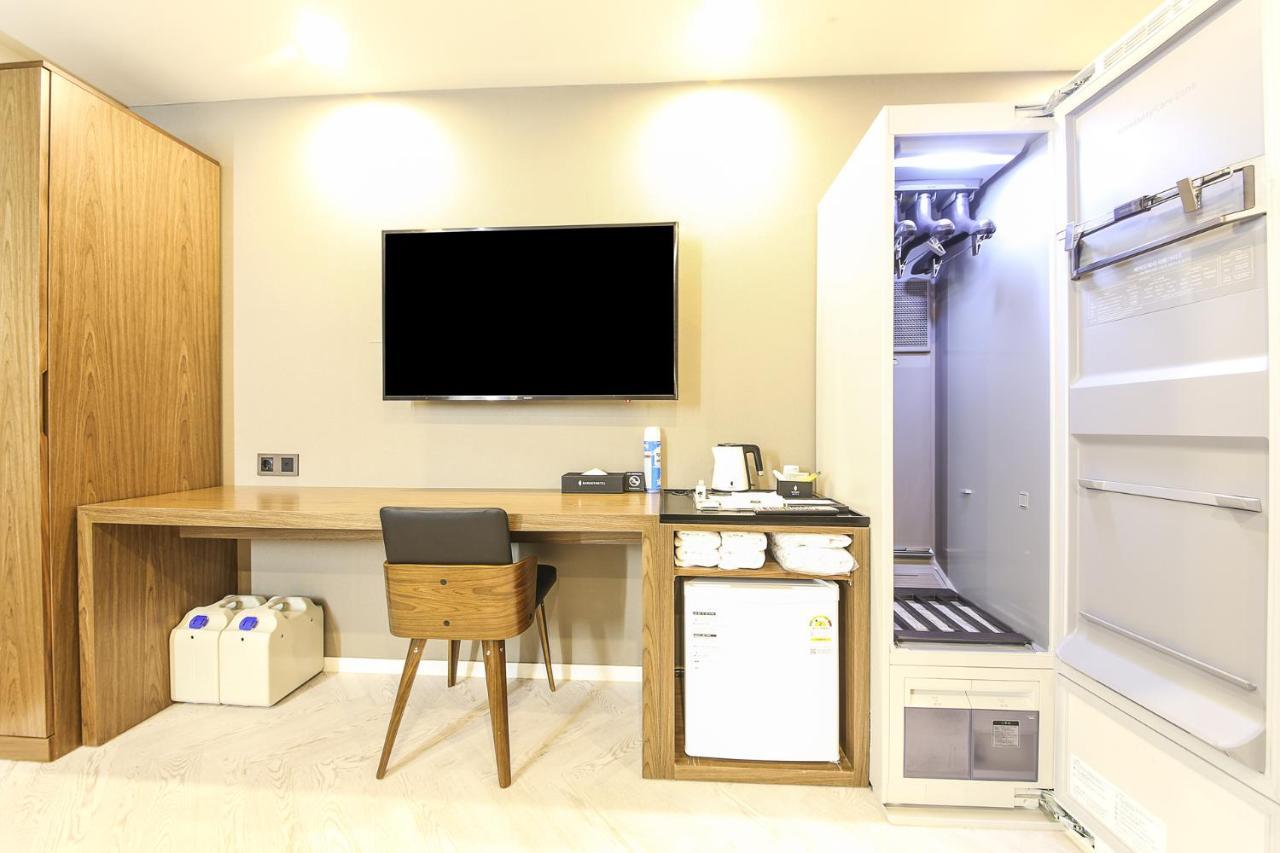Maron Hotel Nampo Пусан Екстериор снимка