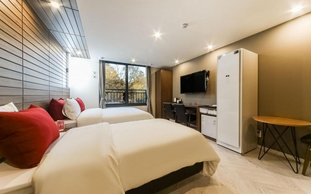 Maron Hotel Nampo Пусан Екстериор снимка
